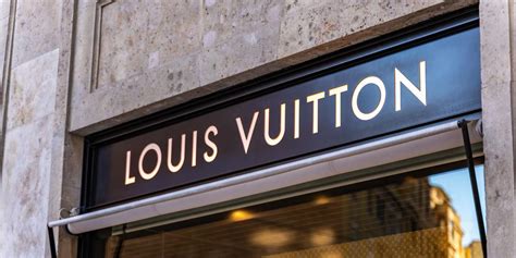 louis vuitton civitanova marche lavoro|Louis Vuitton apre a Civitanova, al via il trasferimento dei .